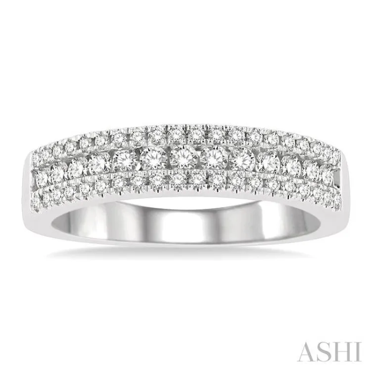 1/2 ctw Channel Round Cut Diamond Wedding Band in 14K White Gold