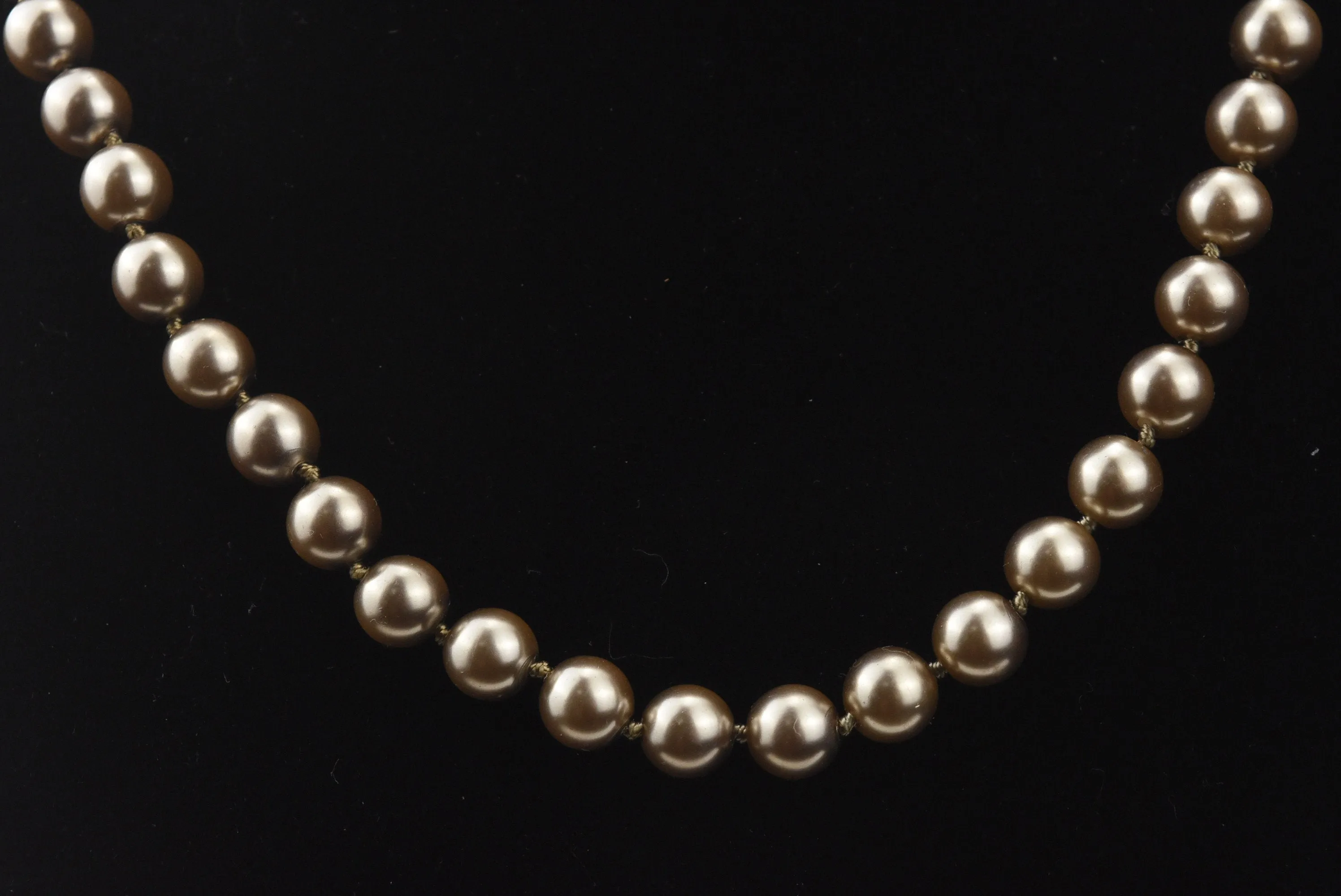 Copper Tone Beaded Necklace