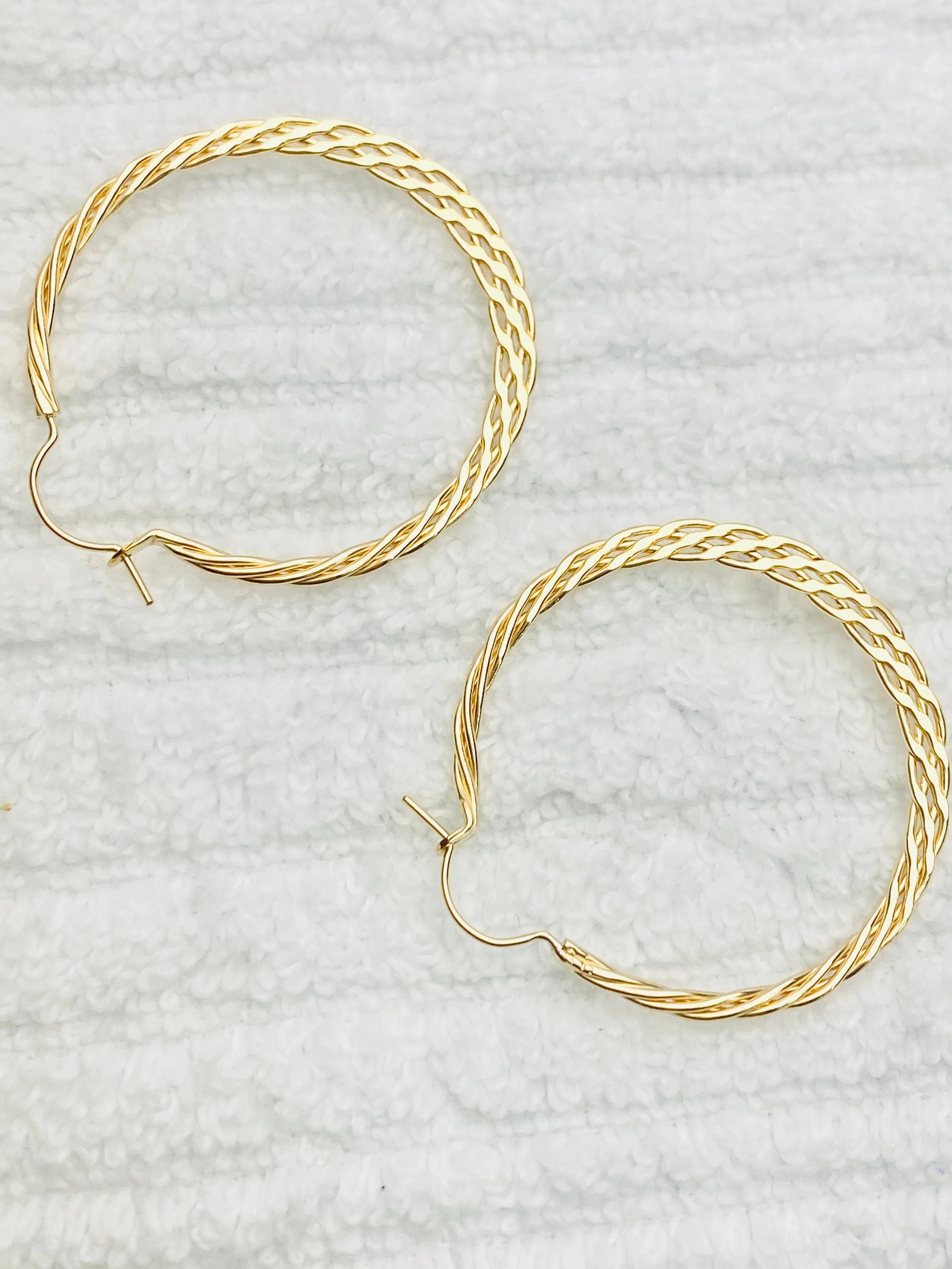 Hoop earrings, woven style, medium size, 14k GF, DE-654 MED