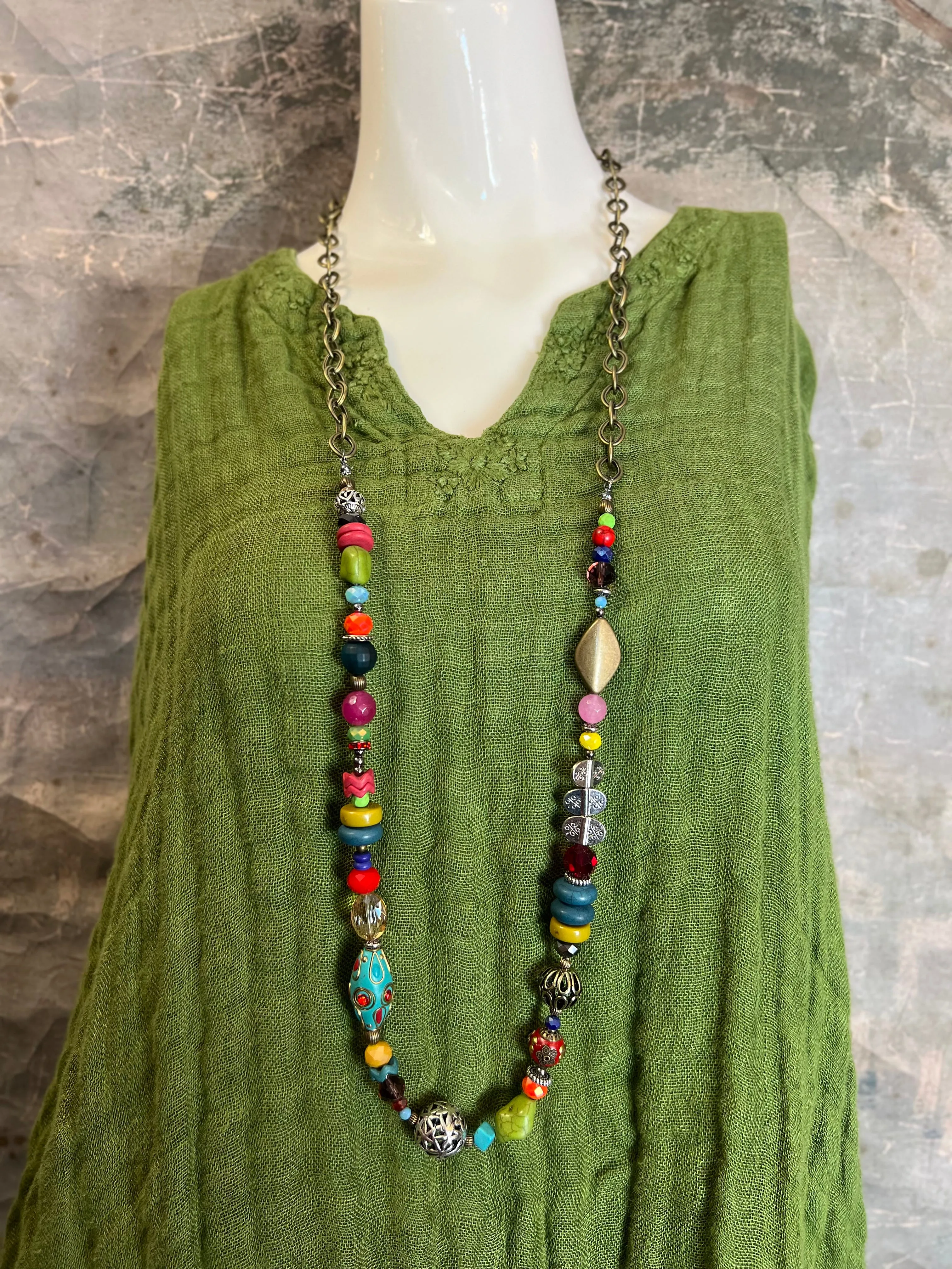 LS047 Artsy Beaded Necklace
