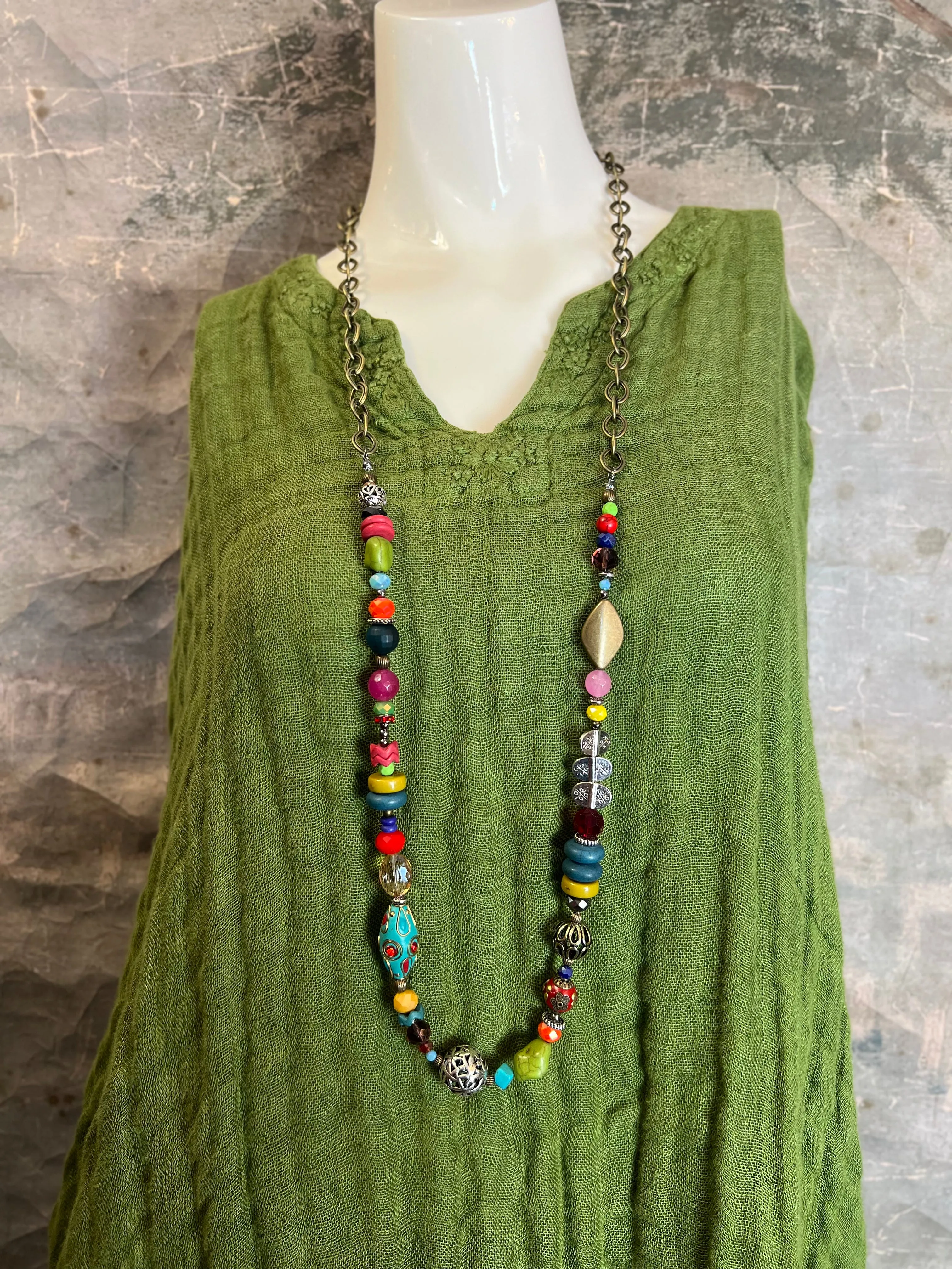 LS047 Artsy Beaded Necklace