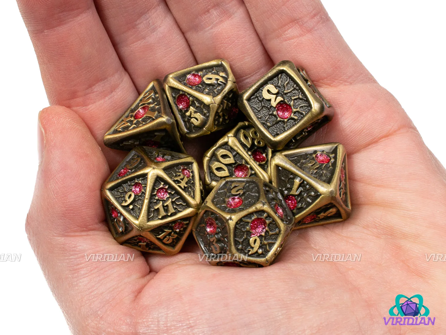 Piercing Shot | Distressed Bronze-Gold, Gunslinger, Flare Design, Light Red Gem | Metal Dice Set (7)