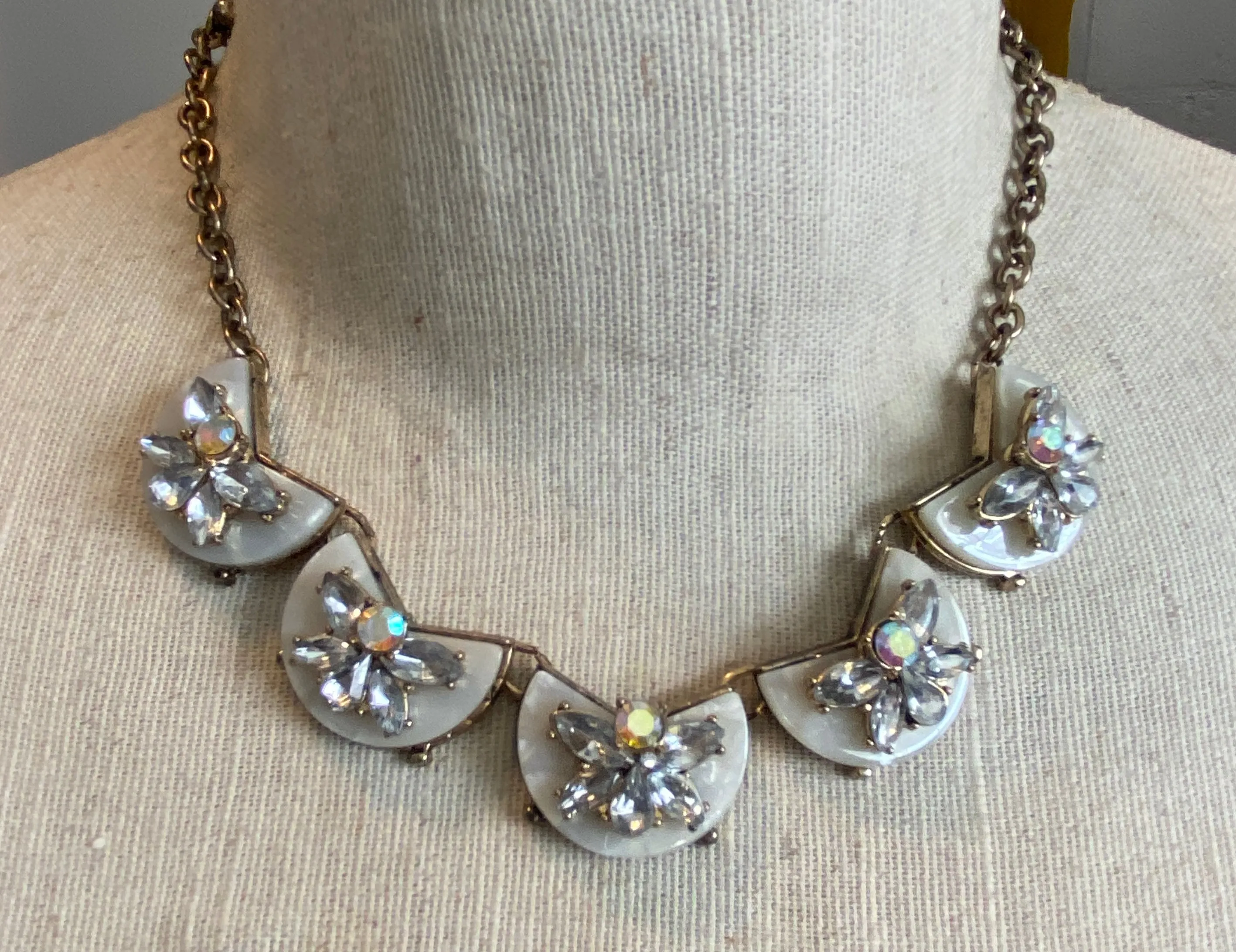 Pretty Statement Fashion Necklace Earrings Set Marbled Rhinestone Pageant
