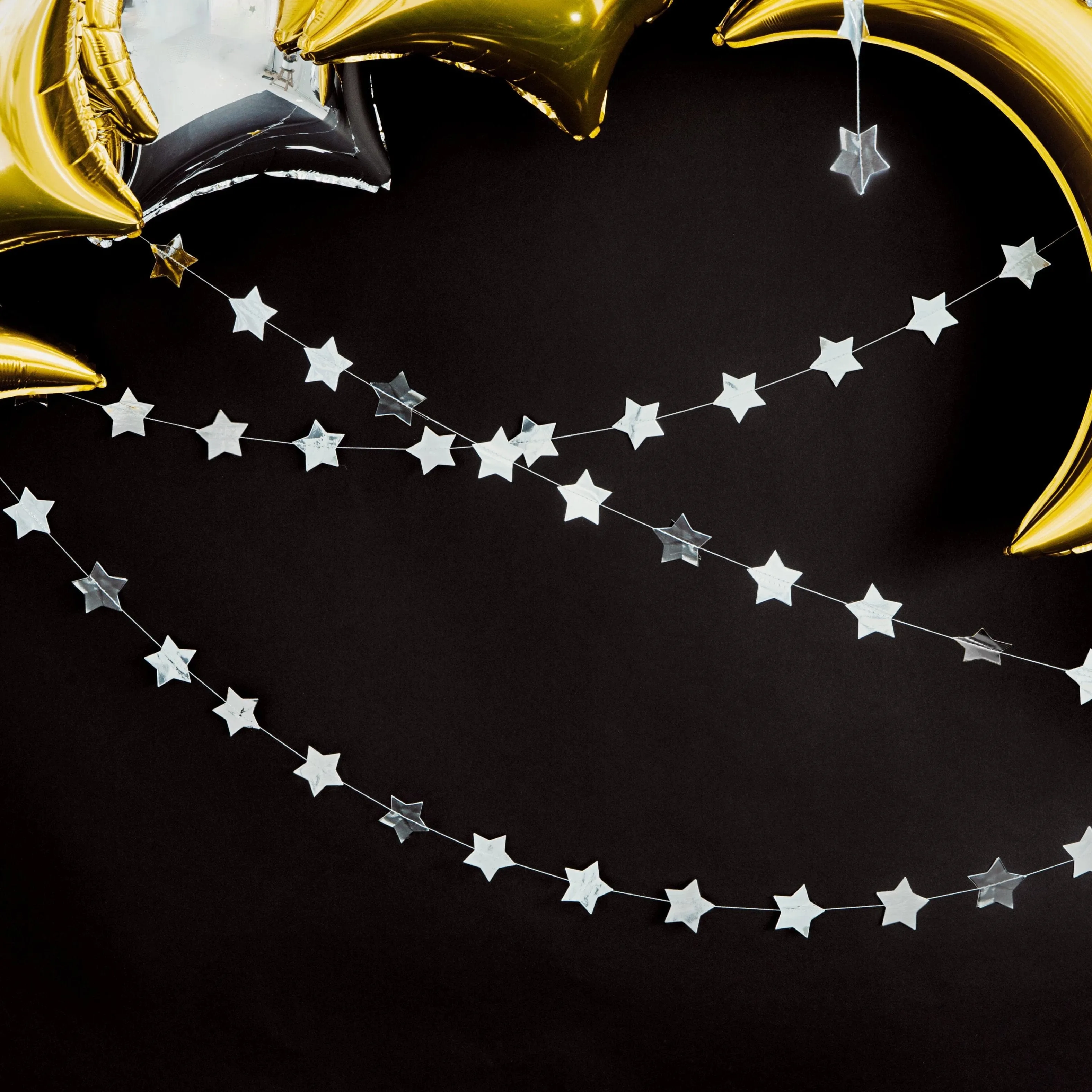 Shiny Star Garland - Silver