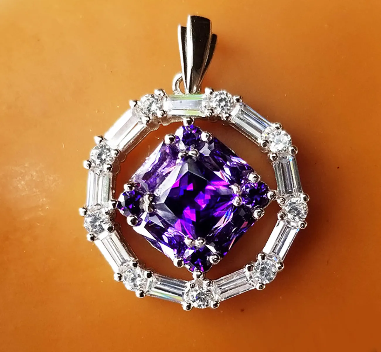 ssj020- Med CZ & Gem Stone Pendant
